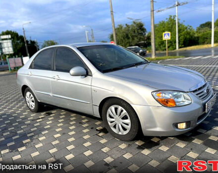 Киа Черато, объемом двигателя 1.6 л и пробегом 300 тыс. км за 3500 $, фото 1 на Automoto.ua