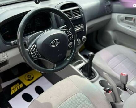 Кіа Черато, об'ємом двигуна 0 л та пробігом 190 тис. км за 4600 $, фото 8 на Automoto.ua