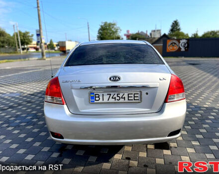 Киа Черато, объемом двигателя 1.6 л и пробегом 300 тыс. км за 3500 $, фото 3 на Automoto.ua