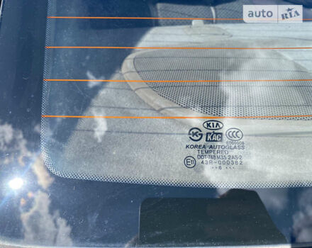 Кіа Черато, об'ємом двигуна 1.98 л та пробігом 270 тис. км за 3200 $, фото 44 на Automoto.ua