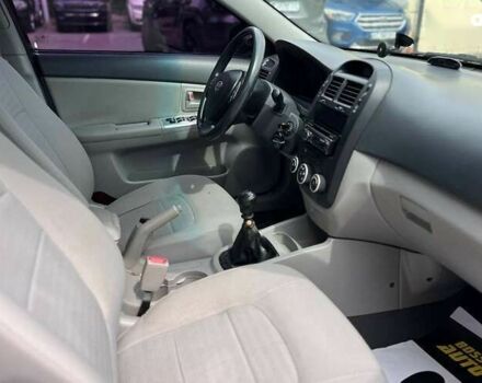 Кіа Черато, об'ємом двигуна 0 л та пробігом 190 тис. км за 4600 $, фото 16 на Automoto.ua
