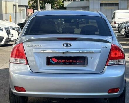 Киа Черато, объемом двигателя 2 л и пробегом 178 тыс. км за 5700 $, фото 4 на Automoto.ua