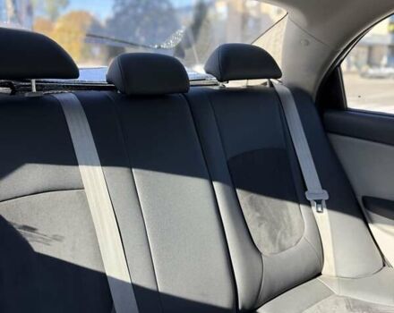 Киа Черато, объемом двигателя 1.6 л и пробегом 208 тыс. км за 5300 $, фото 21 на Automoto.ua