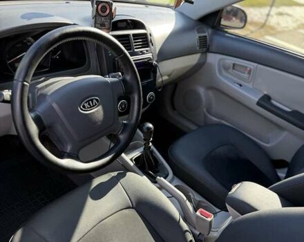 Киа Черато, объемом двигателя 1.6 л и пробегом 208 тыс. км за 5300 $, фото 19 на Automoto.ua