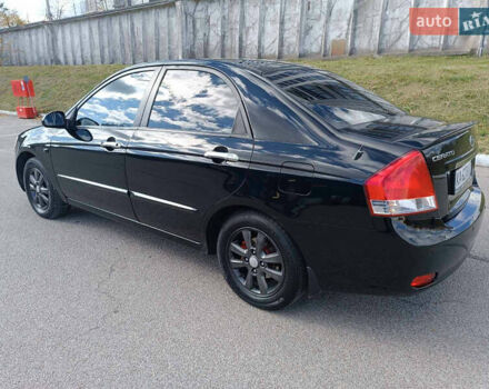 Киа Черато, объемом двигателя 2 л и пробегом 298 тыс. км за 4000 $, фото 2 на Automoto.ua