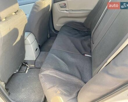 Киа Черато, объемом двигателя 1.59 л и пробегом 280 тыс. км за 5200 $, фото 16 на Automoto.ua