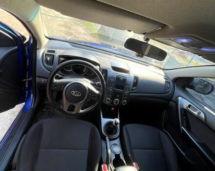 Киа Черато, объемом двигателя 2 л и пробегом 134 тыс. км за 7500 $, фото 10 на Automoto.ua
