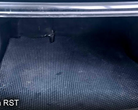 Киа Черато, объемом двигателя 1.6 л и пробегом 268 тыс. км за 4700 $, фото 2 на Automoto.ua