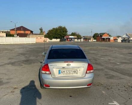 Киа Черато, объемом двигателя 1.59 л и пробегом 280 тыс. км за 5200 $, фото 3 на Automoto.ua