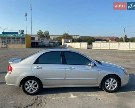 Киа Черато, объемом двигателя 1.59 л и пробегом 280 тыс. км за 5200 $, фото 2 на Automoto.ua