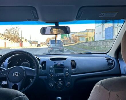 Кіа Черато, об'ємом двигуна 1.6 л та пробігом 132 тис. км за 8300 $, фото 5 на Automoto.ua