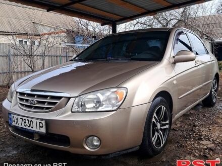 Киа Черато 2005 в Харькове на Automoto.ua Киа Черато, объемом двигателя 16 л и пробегом 200 тыс. км за 3800 $, фото 1 на Automoto.ua
