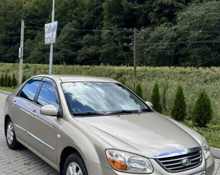 Жовтий Кіа Черато, об'ємом двигуна 1.6 л та пробігом 205 тис. км за 4700 $, фото 1 на Automoto.ua