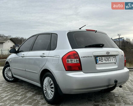 Серый Киа Черато, объемом двигателя 1.6 л и пробегом 177 тыс. км за 4000 $, фото 6 на Automoto.ua