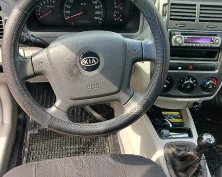 Серый Киа Черато, объемом двигателя 1.6 л и пробегом 192 тыс. км за 4200 $, фото 15 на Automoto.ua