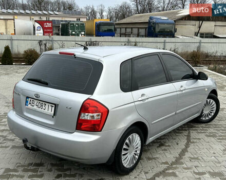 Серый Киа Черато, объемом двигателя 1.6 л и пробегом 177 тыс. км за 4000 $, фото 4 на Automoto.ua