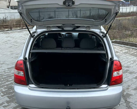 Серый Киа Черато, объемом двигателя 1.6 л и пробегом 177 тыс. км за 4000 $, фото 25 на Automoto.ua