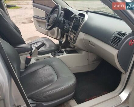 Серый Киа Черато, объемом двигателя 1.5 л и пробегом 328 тыс. км за 3200 $, фото 9 на Automoto.ua