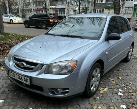 Серый Киа Черато, объемом двигателя 1.6 л и пробегом 190 тыс. км за 3100 $, фото 1 на Automoto.ua