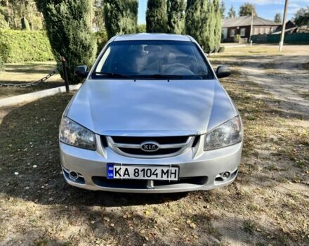 Серый Киа Черато, объемом двигателя 1.6 л и пробегом 221 тыс. км за 3500 $, фото 2 на Automoto.ua