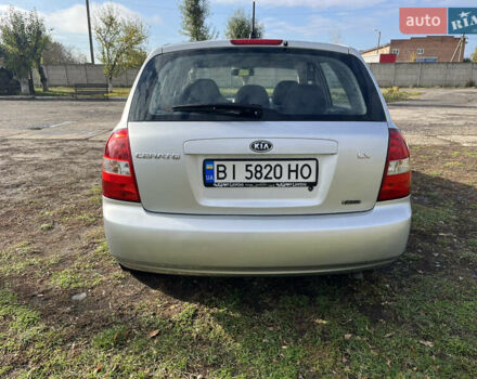 Серый Киа Черато, объемом двигателя 1.49 л и пробегом 257 тыс. км за 4400 $, фото 3 на Automoto.ua