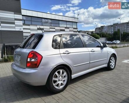 Серый Киа Черато, объемом двигателя 1.6 л и пробегом 256 тыс. км за 5200 $, фото 15 на Automoto.ua