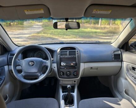 Серый Киа Черато, объемом двигателя 1.6 л и пробегом 221 тыс. км за 3500 $, фото 9 на Automoto.ua