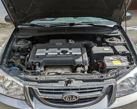 Сірий Кіа Черато, об'ємом двигуна 1.6 л та пробігом 90 тис. км за 4900 $, фото 7 на Automoto.ua