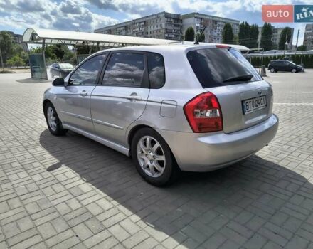Серый Киа Черато, объемом двигателя 1.6 л и пробегом 256 тыс. км за 5200 $, фото 10 на Automoto.ua