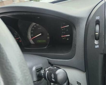 Серый Киа Черато, объемом двигателя 1.6 л и пробегом 180 тыс. км за 4500 $, фото 14 на Automoto.ua