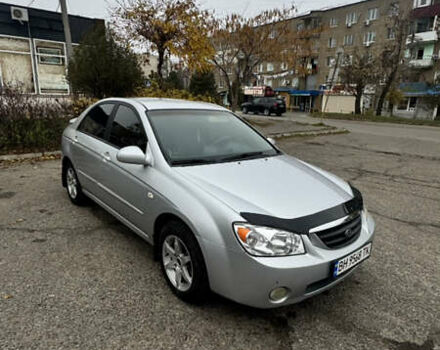 Серый Киа Черато, объемом двигателя 1.98 л и пробегом 166 тыс. км за 4099 $, фото 3 на Automoto.ua