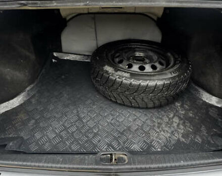 Серый Киа Черато, объемом двигателя 1.98 л и пробегом 166 тыс. км за 4099 $, фото 15 на Automoto.ua