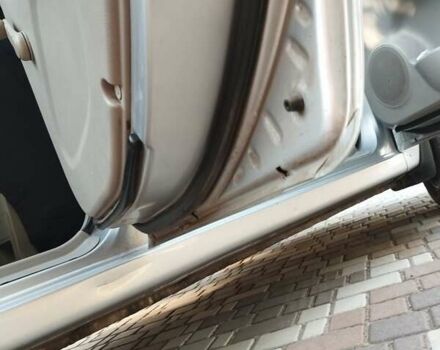 Серый Киа Черато, объемом двигателя 1.6 л и пробегом 267 тыс. км за 5000 $, фото 22 на Automoto.ua