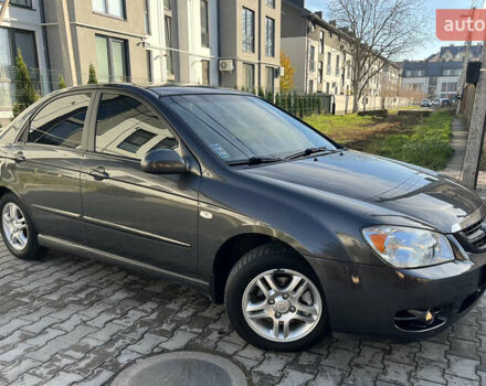 Серый Киа Черато, объемом двигателя 1.98 л и пробегом 275 тыс. км за 4300 $, фото 9 на Automoto.ua