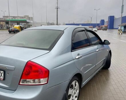 Серый Киа Черато, объемом двигателя 1.6 л и пробегом 315 тыс. км за 3650 $, фото 1 на Automoto.ua