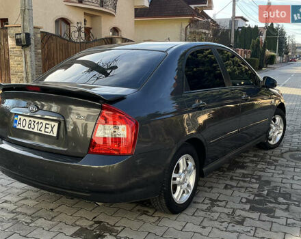 Серый Киа Черато, объемом двигателя 1.98 л и пробегом 275 тыс. км за 4300 $, фото 7 на Automoto.ua