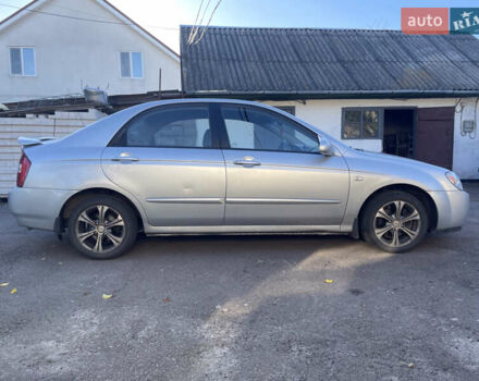 Серый Киа Черато, объемом двигателя 1.6 л и пробегом 178 тыс. км за 4500 $, фото 6 на Automoto.ua