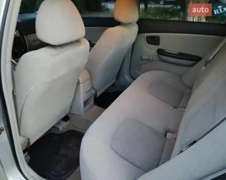 Серый Киа Черато, объемом двигателя 1.6 л и пробегом 89 тыс. км за 2800 $, фото 7 на Automoto.ua