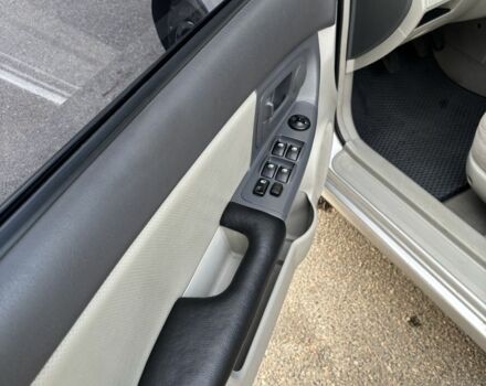 Серый Киа Черато, объемом двигателя 1.6 л и пробегом 320 тыс. км за 4300 $, фото 3 на Automoto.ua