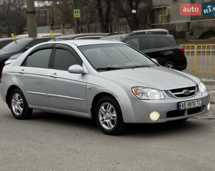 Серый Киа Черато, объемом двигателя 2 л и пробегом 240 тыс. км за 4300 $, фото 1 на Automoto.ua