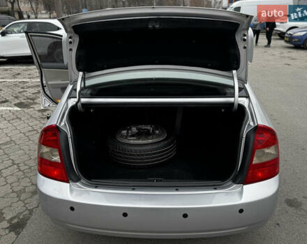 Серый Киа Черато, объемом двигателя 2 л и пробегом 240 тыс. км за 4300 $, фото 15 на Automoto.ua