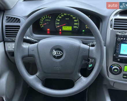 Серый Киа Черато, объемом двигателя 1.98 л и пробегом 213 тыс. км за 4900 $, фото 21 на Automoto.ua