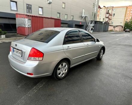 Серый Киа Черато, объемом двигателя 1.6 л и пробегом 320 тыс. км за 3500 $, фото 2 на Automoto.ua