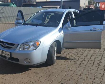 Серый Киа Черато, объемом двигателя 1.98 л и пробегом 255 тыс. км за 4300 $, фото 1 на Automoto.ua