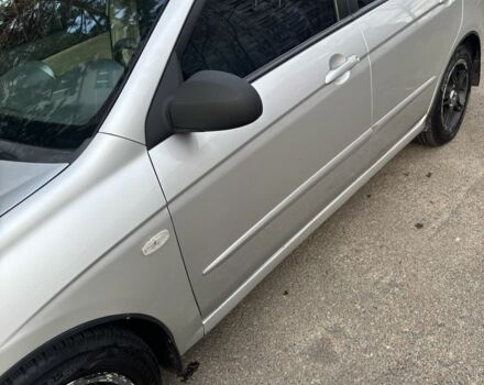 Серый Киа Черато, объемом двигателя 1.6 л и пробегом 320 тыс. км за 4300 $, фото 12 на Automoto.ua