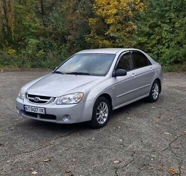 Сірий Кіа Черато, об'ємом двигуна 1.6 л та пробігом 259 тис. км за 4000 $, фото 2 на Automoto.ua