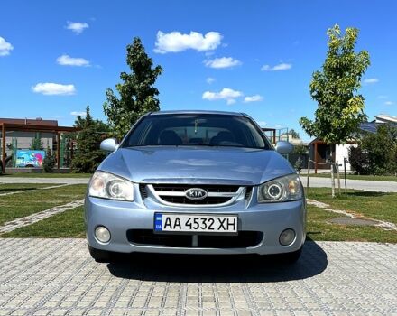 Серый Киа Черато, объемом двигателя 1.6 л и пробегом 235 тыс. км за 3700 $, фото 2 на Automoto.ua