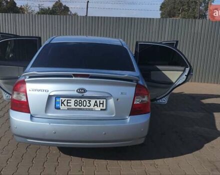 Серый Киа Черато, объемом двигателя 1.98 л и пробегом 255 тыс. км за 4300 $, фото 11 на Automoto.ua