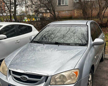 Серый Киа Черато, объемом двигателя 2 л и пробегом 214 тыс. км за 4700 $, фото 1 на Automoto.ua