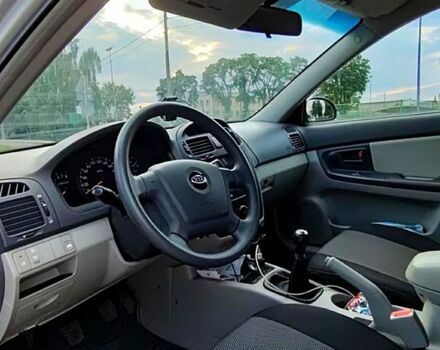 Сірий Кіа Черато, об'ємом двигуна 1.6 л та пробігом 40 тис. км за 5000 $, фото 9 на Automoto.ua
